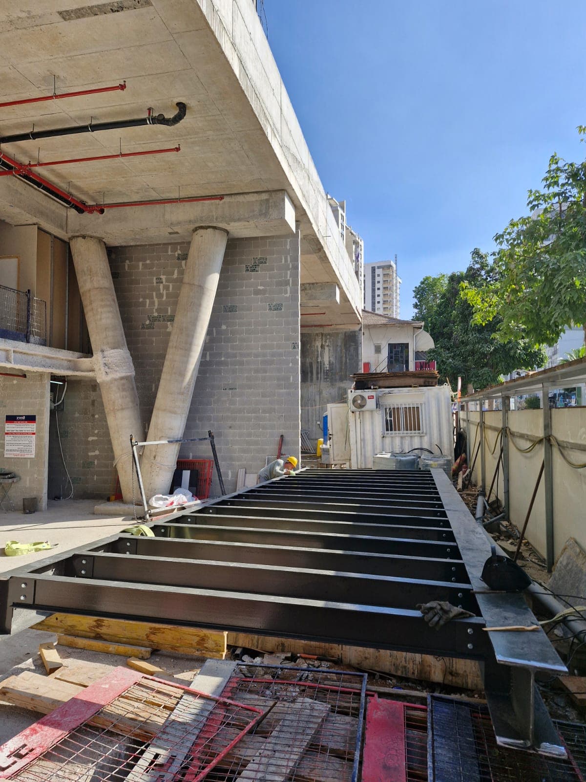 מעונות מכון ויצמן — 14